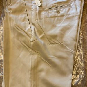 Men’s golf pants